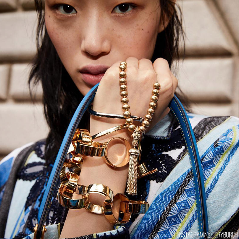 0ab598a944c9b65cf3b5 tory burch