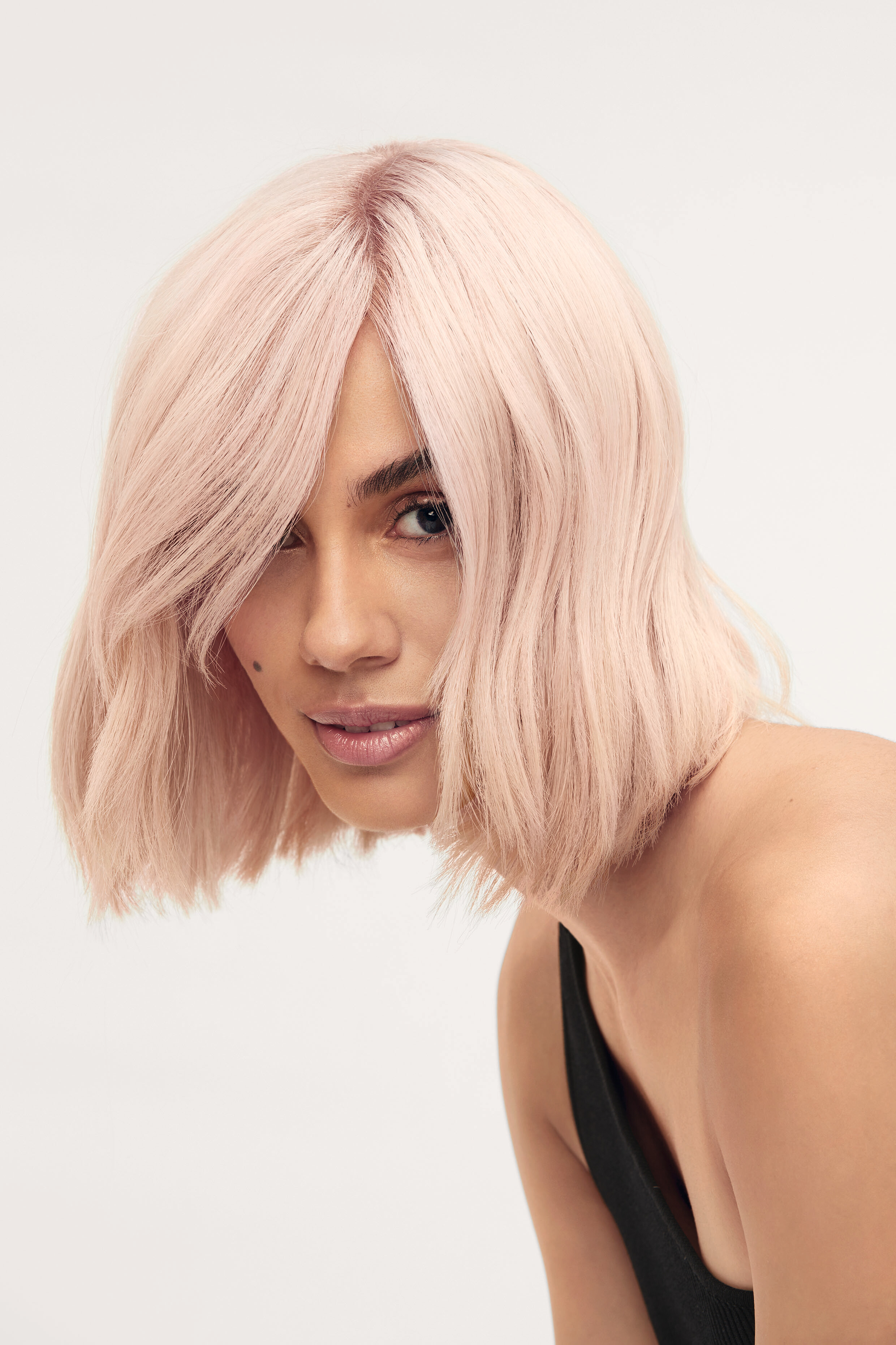 1a874d8159293091d807 jpg highres wp h2fy23 signature blondes bl soft blonde benefit ultra blonde 2