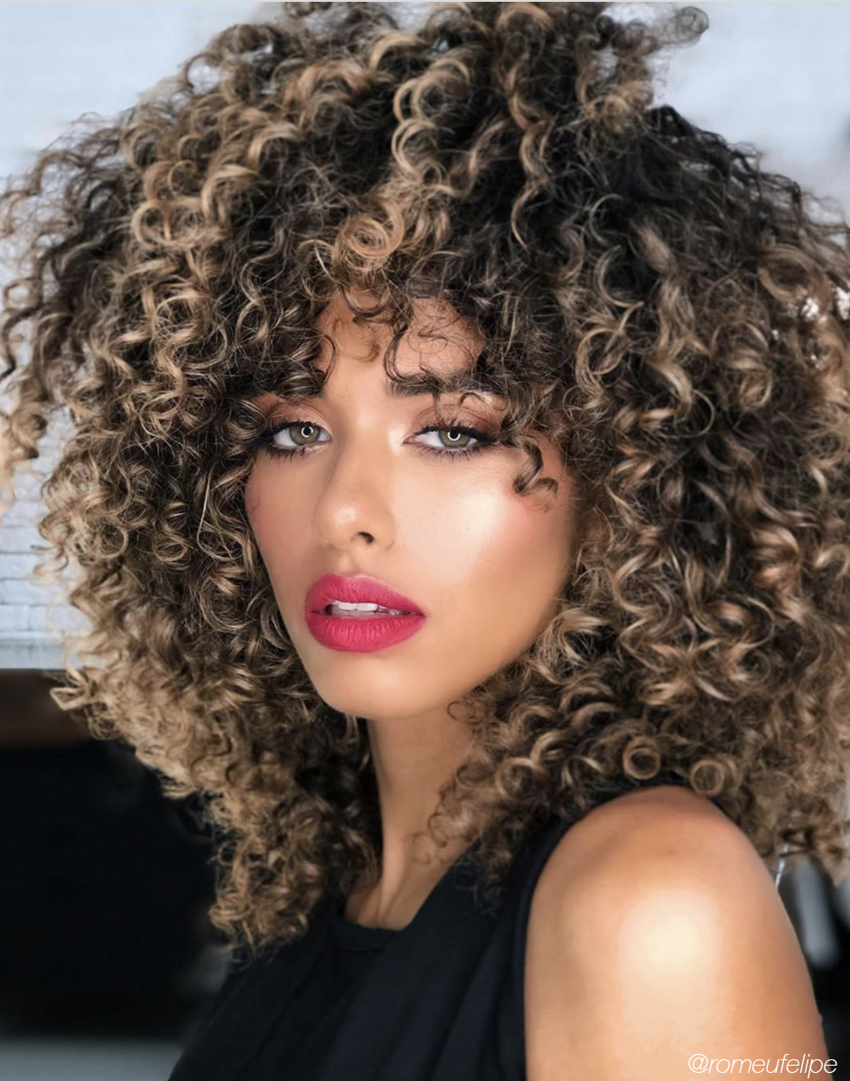 2a61251ea5058a9dd158 curls
