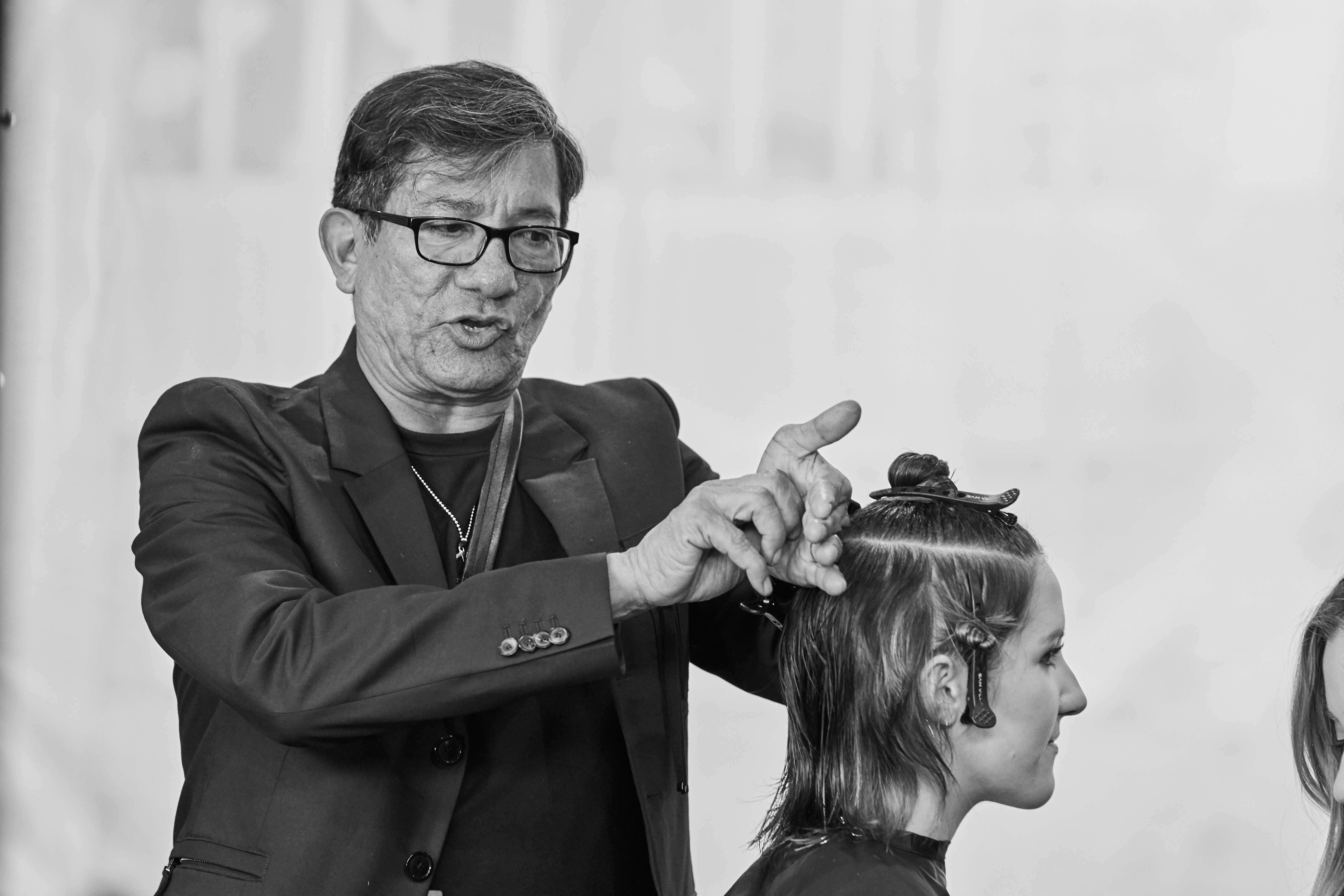 3e29062113d6a765e12c redken sam villa abs chicago  il 26apr2018 b w 00 5