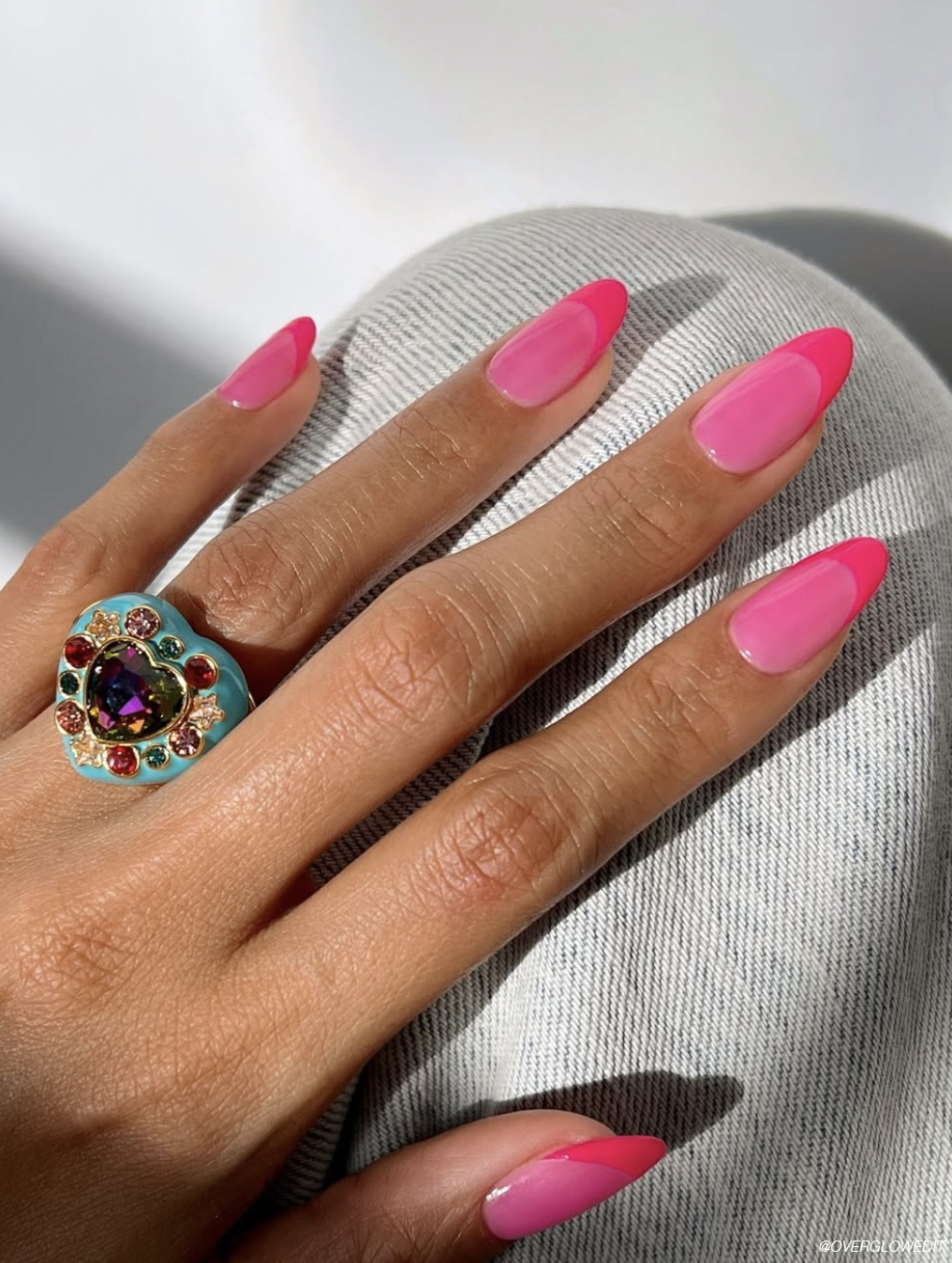 421f88e8c76fa3b59a96 jelly nail