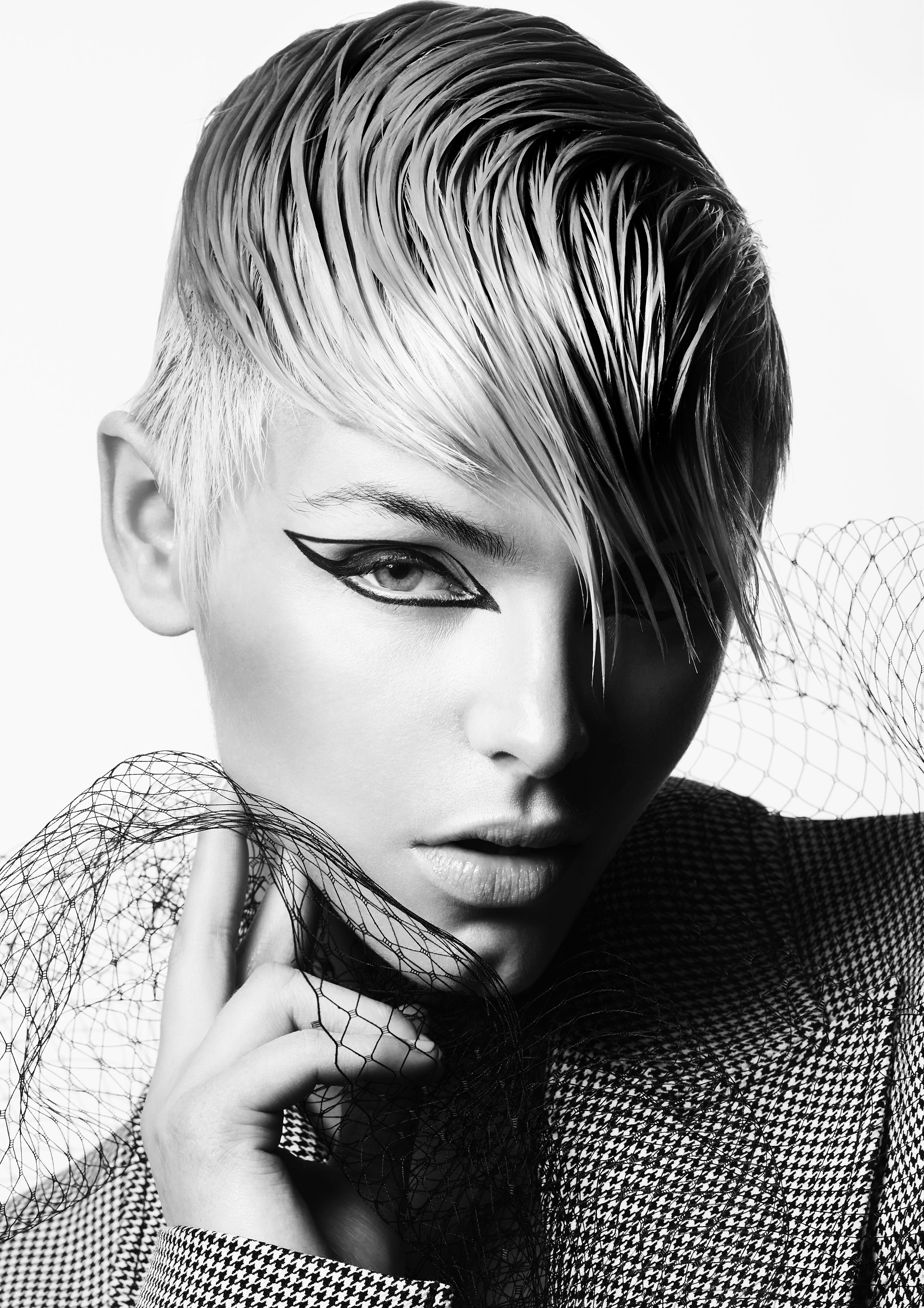 484fd8a19b32109fb417 epochal   amy gaudie   urban chic 7