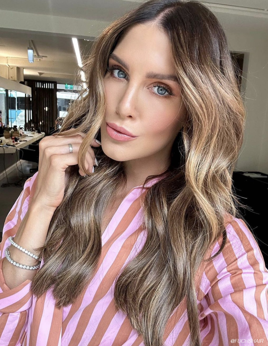 48fb4adb5a165ef14a1b blow dry