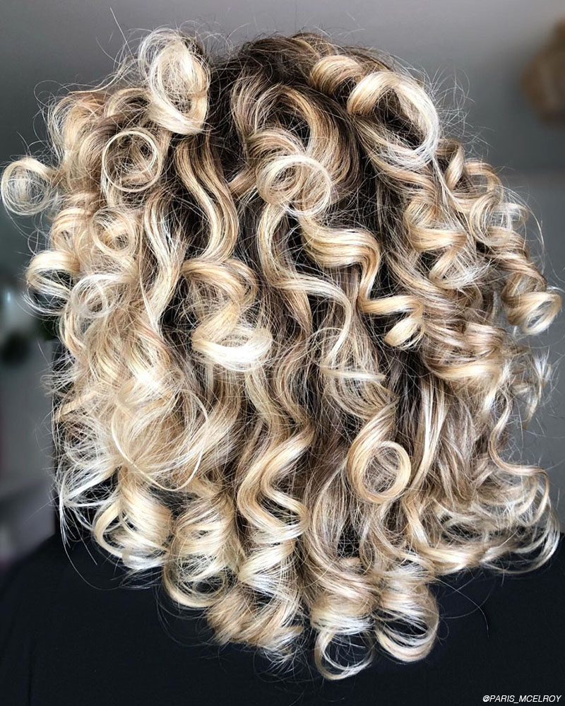 50e70e95a5798c0c479a red