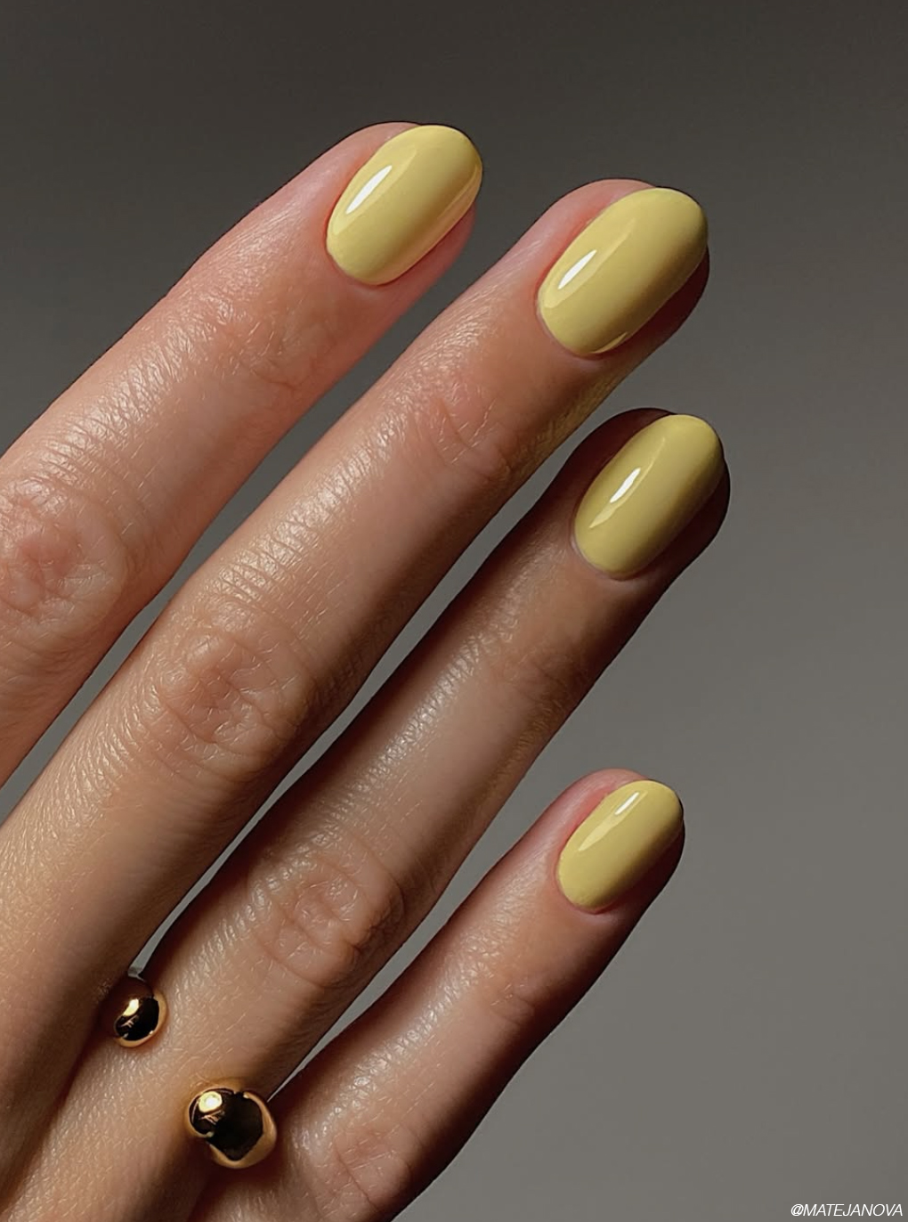 511ba814d92e99abbde7 lemon yellow nails