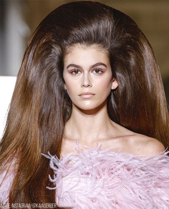80343a172414d2c94622 kaia gerber valentino