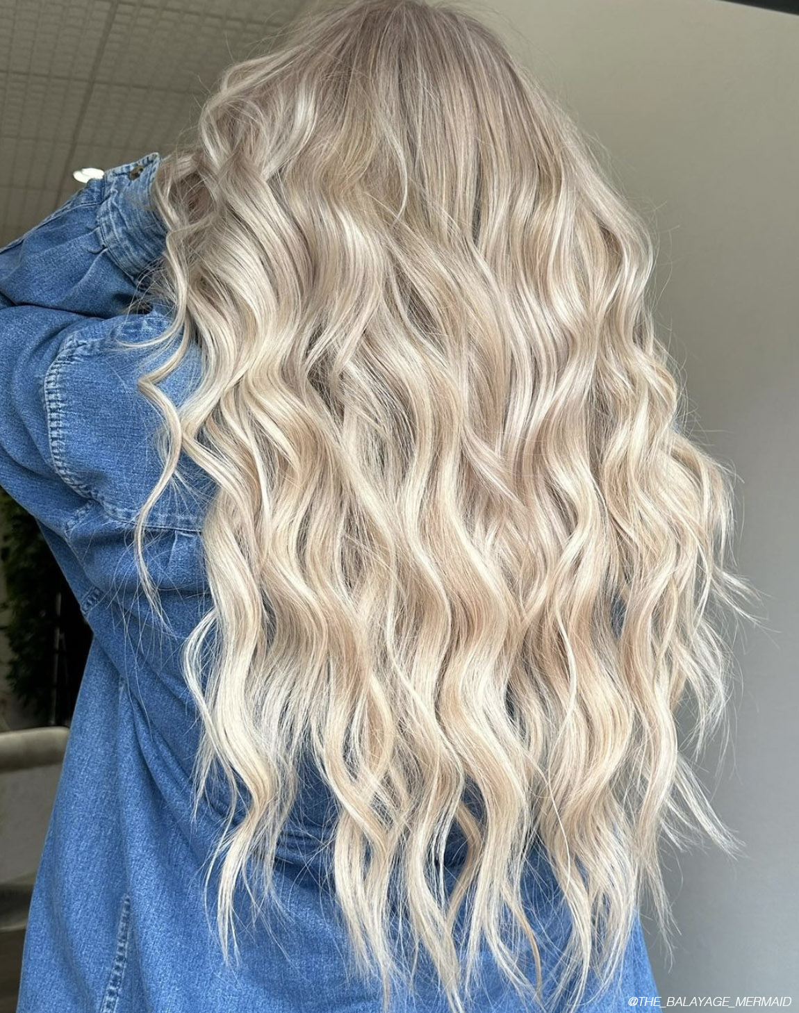 9cc558bf9db7ac53fc66 blonde