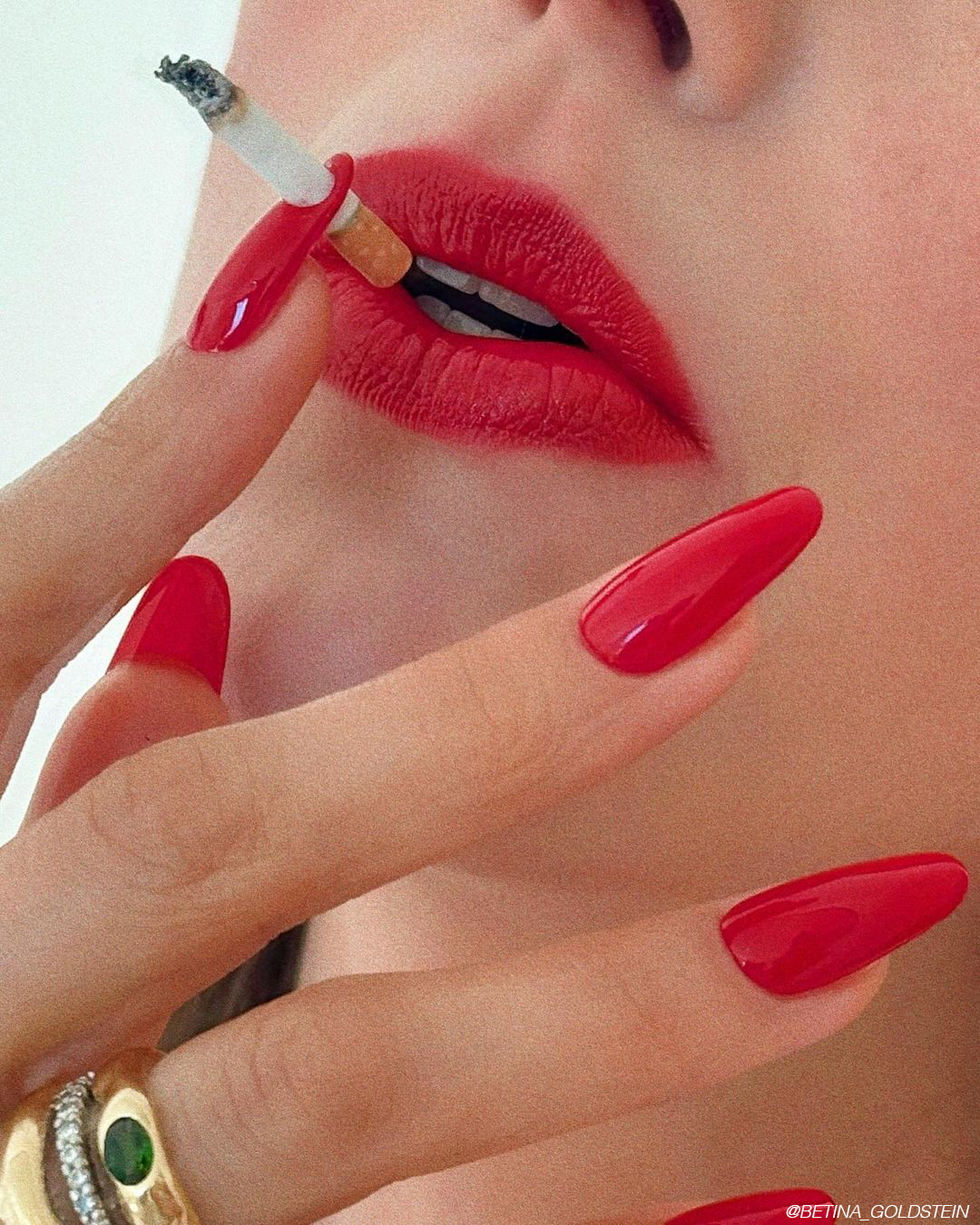 Ab29abf29627d13d7249 red