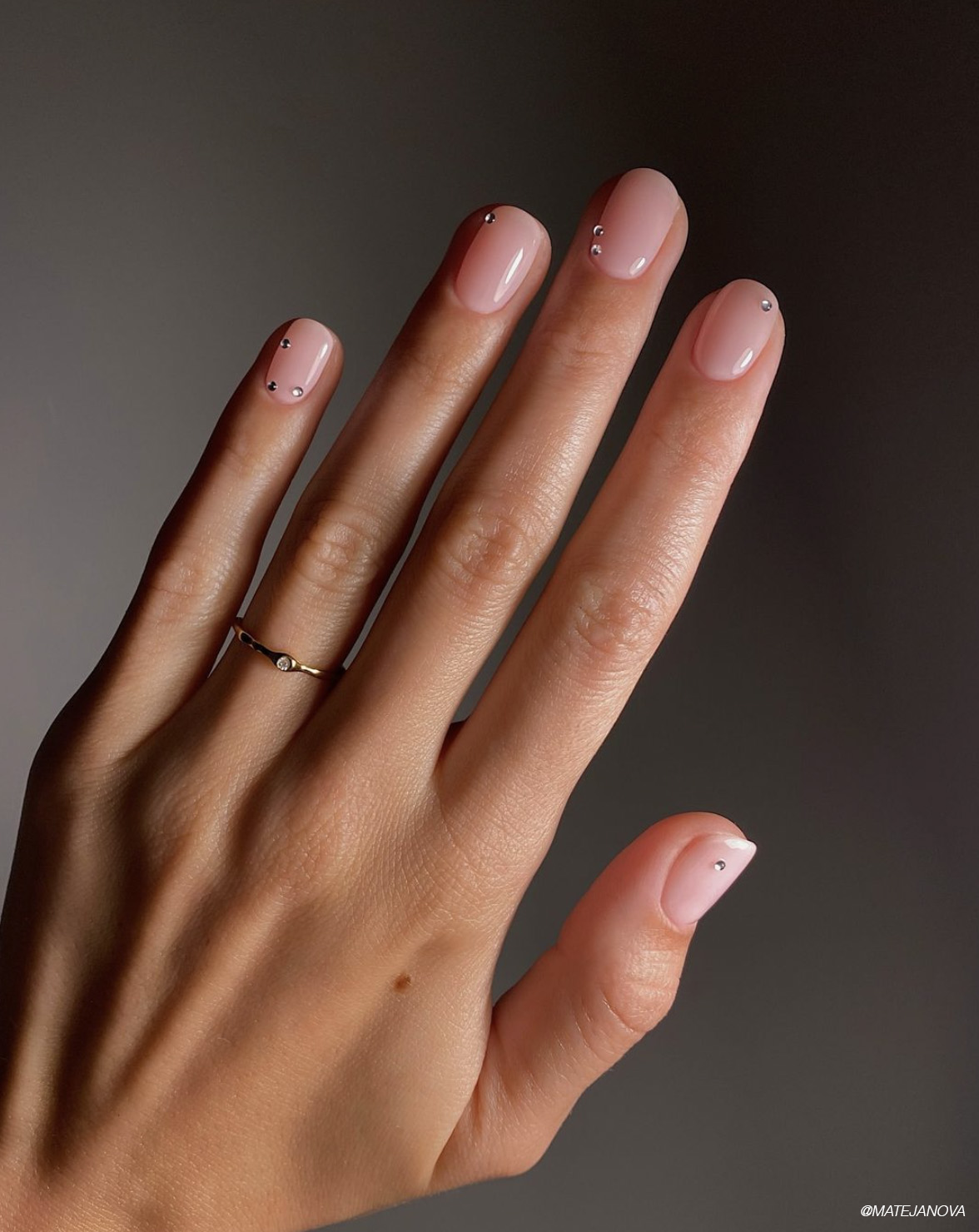 Ca7d4f0714f44f4754d9 quiet luxury nails