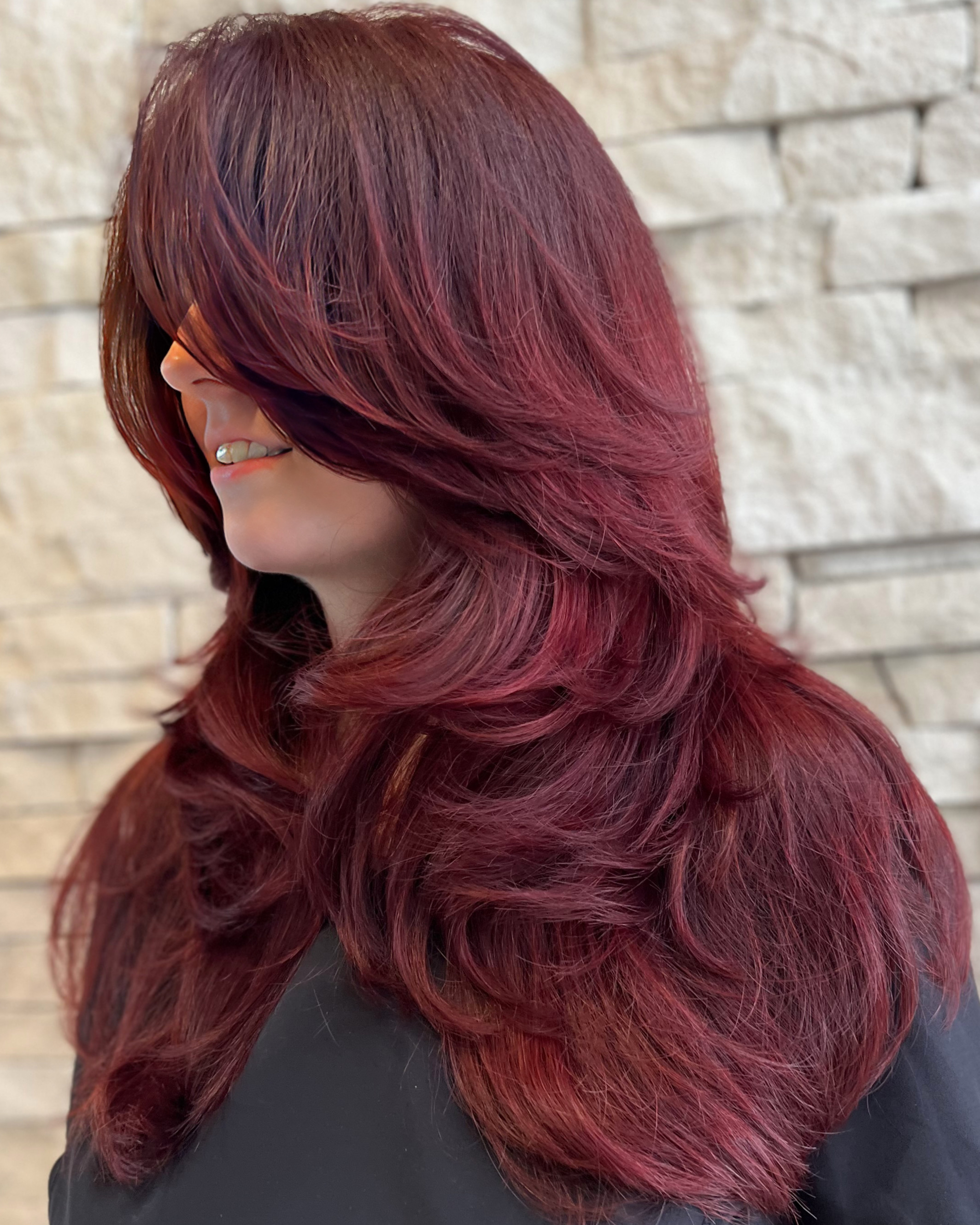 Ef73c61e6132559fcd1d hair teresa romero 90s bouncy blowout 2