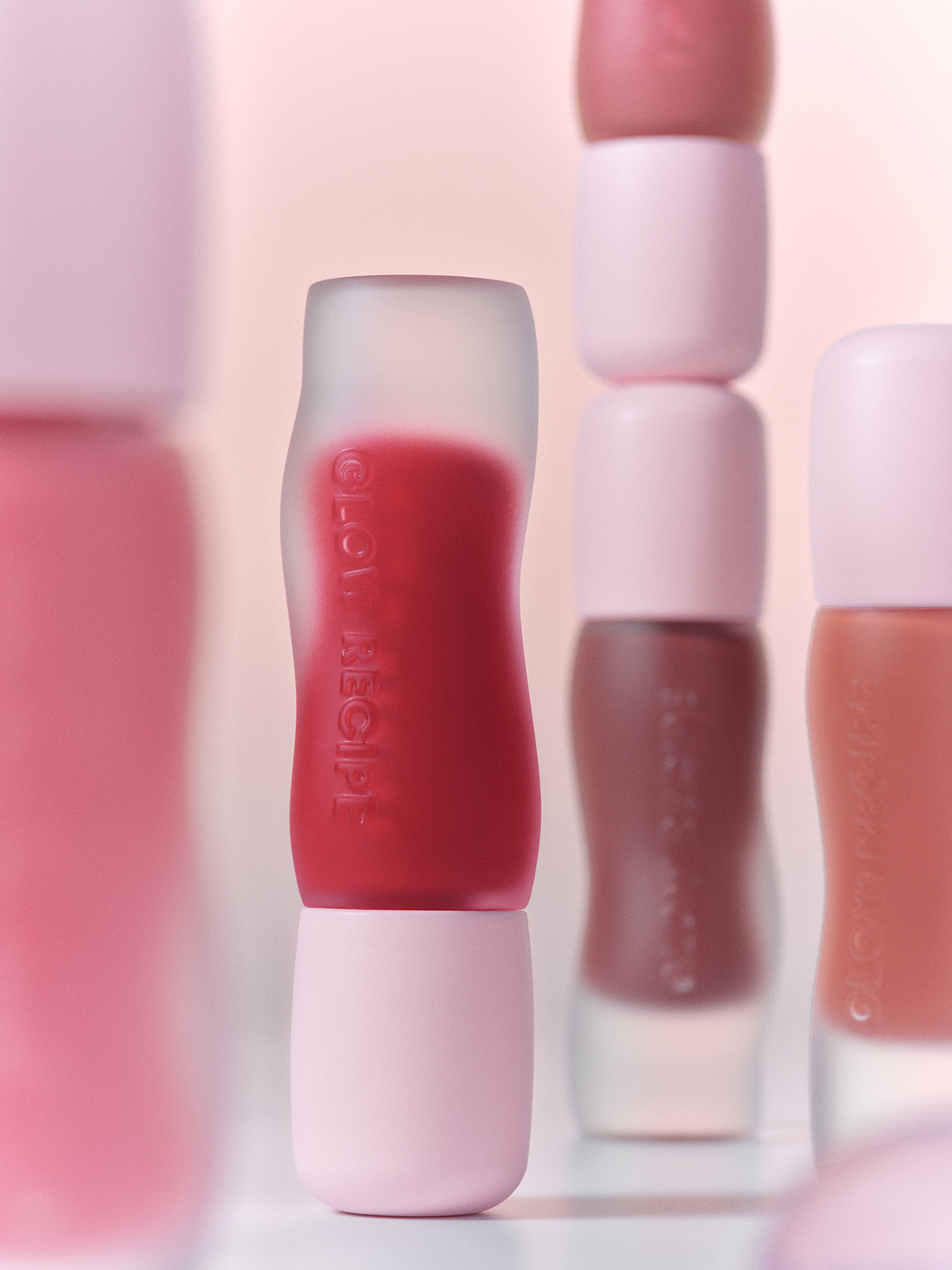 Soft Focus: Why We’re Falling for the Blurred Lip Trend