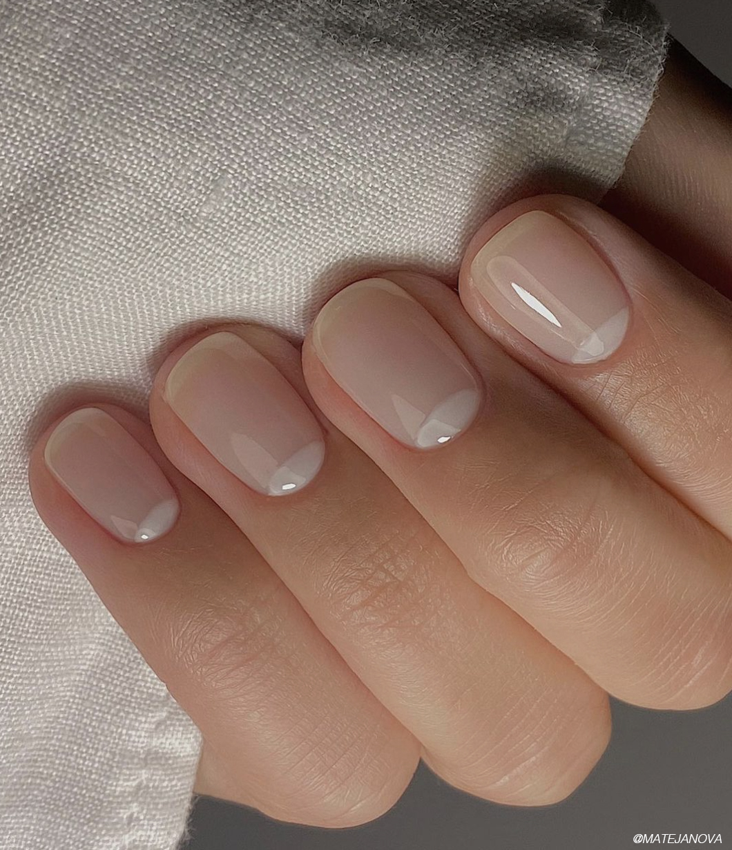 F85a27212c51f07eb809 milky french