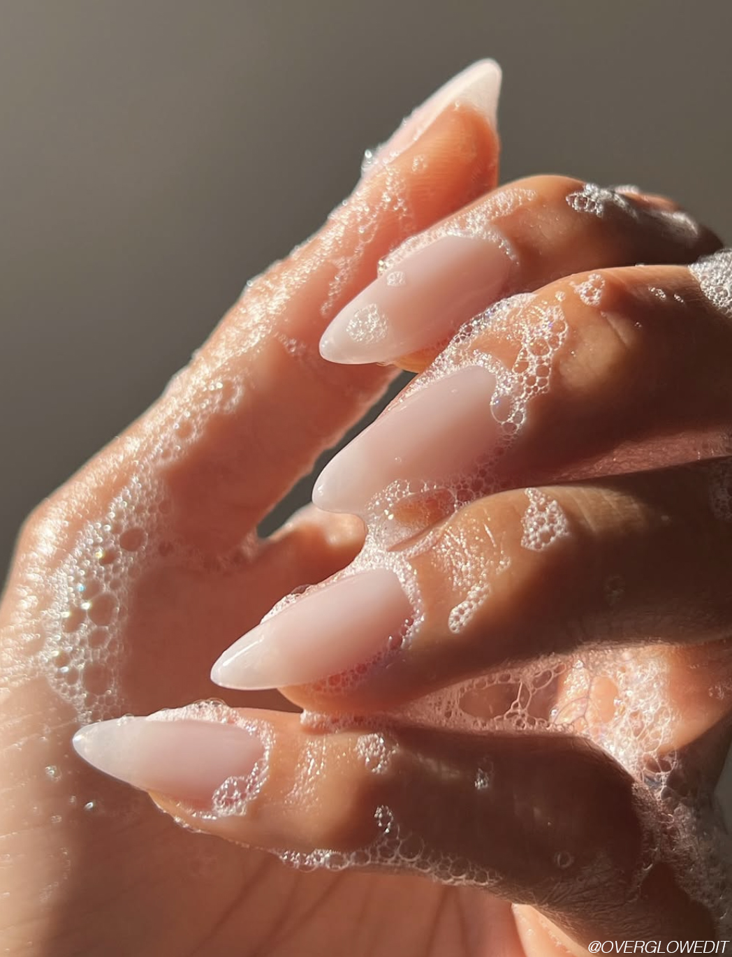 Fbeeadb87707b43ebe3a soft nails