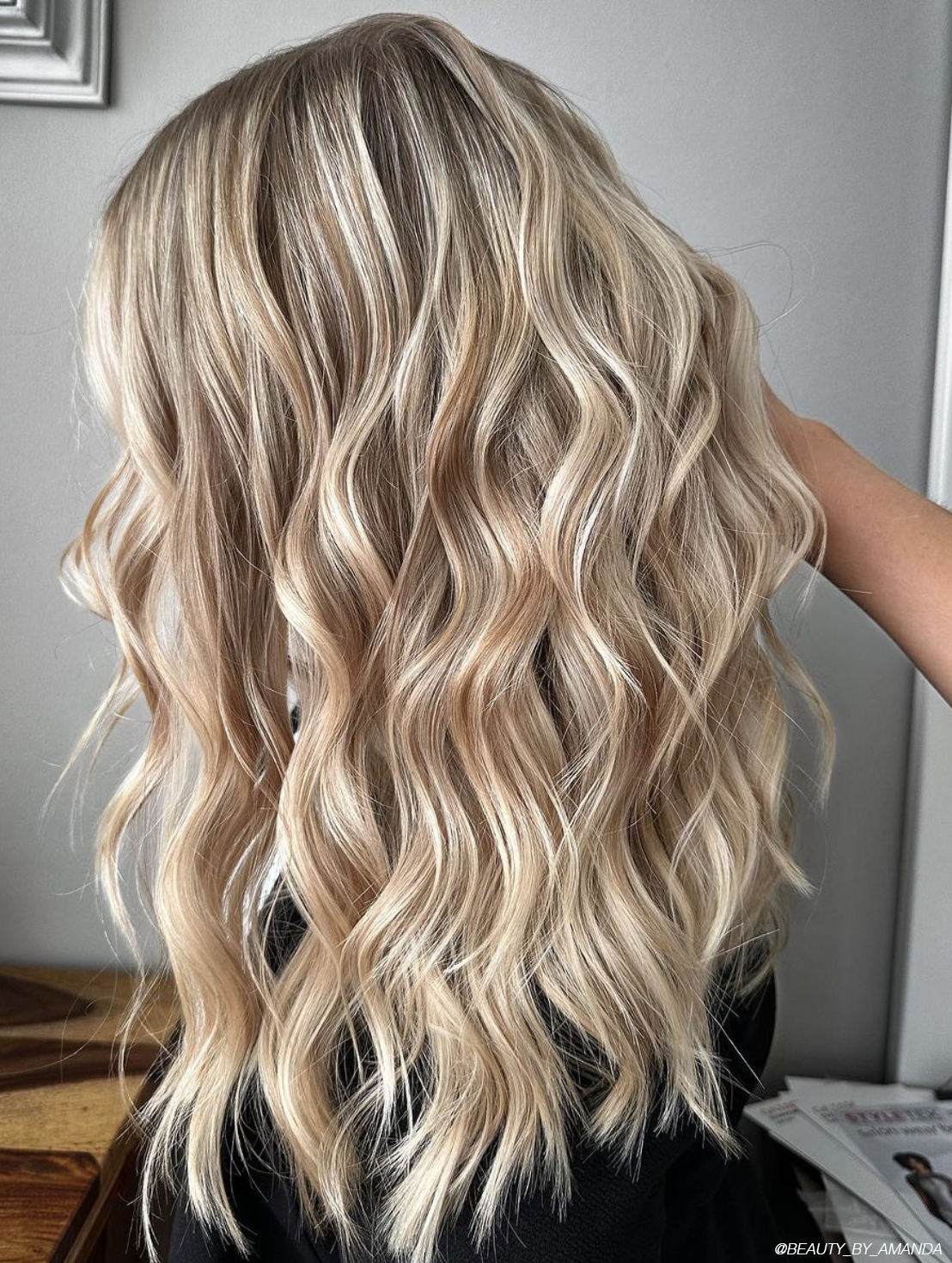 Ffde25c9c018b1883923 redken