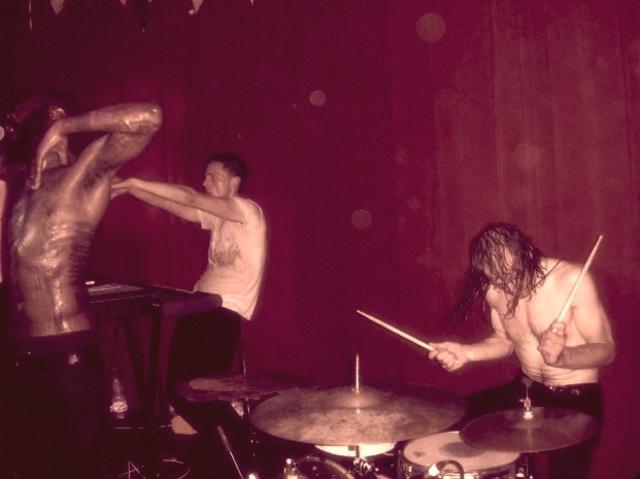 death grips no love