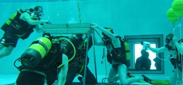 divers-pool[3]