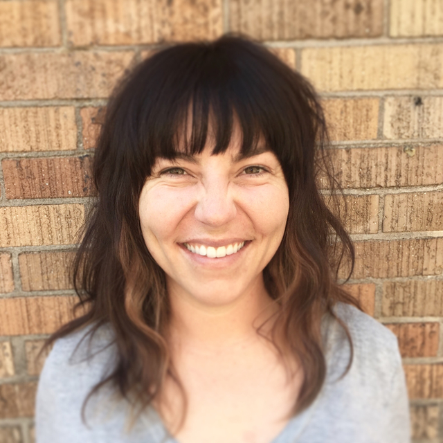 Heavy fringe and balayage. 