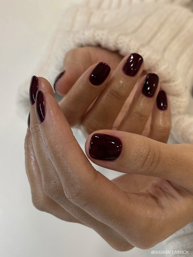 Re sized 01d7c7cac13fb02e5b75 september nails