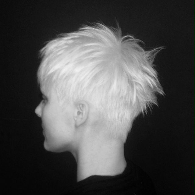 short neon 