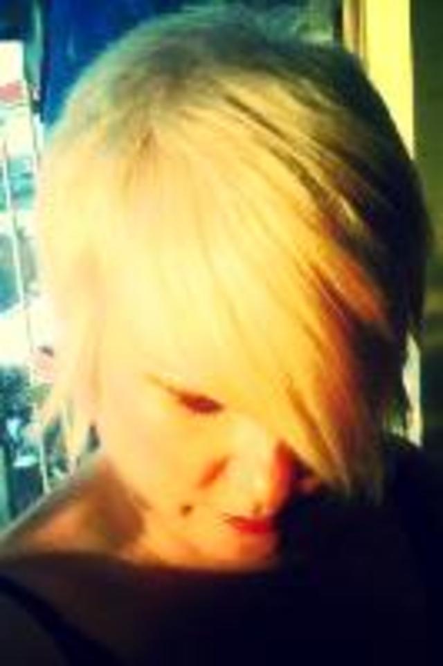 blonde is blonde