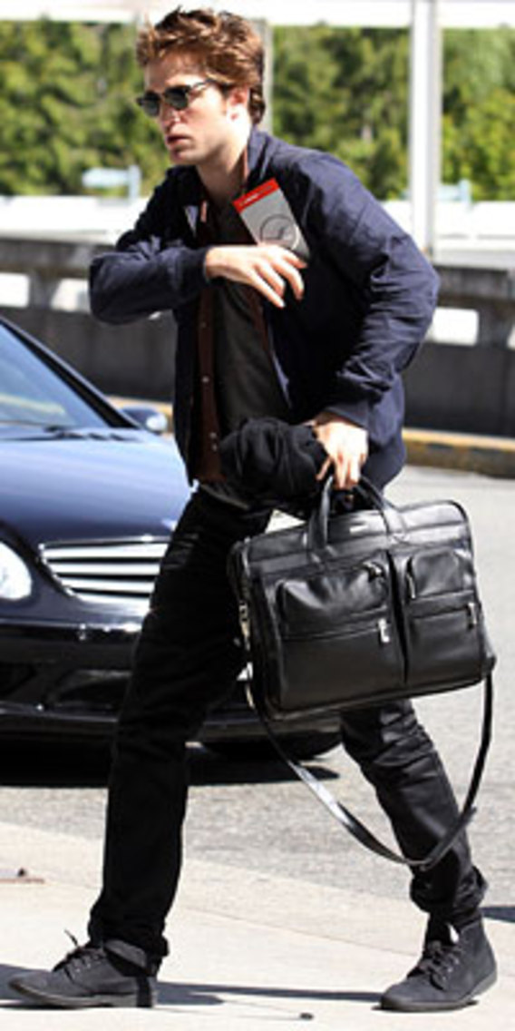 061709robertpattinson200