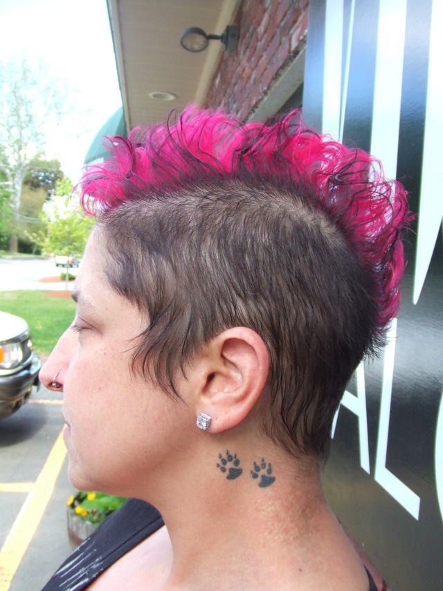 A little Mo in your Hawk?
