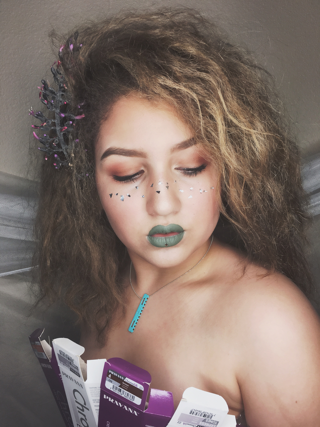 Upcycled 
Hair/me
Makeup/Olivia Perridge