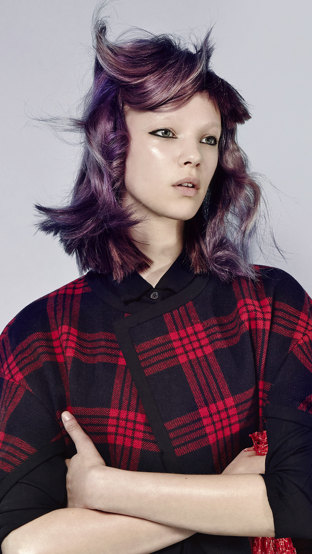 Hair Color - George Alderete  Hair - Daan Kneppers  MakeUp - Suzanne Verberk  Photo - Jasper Abels 
