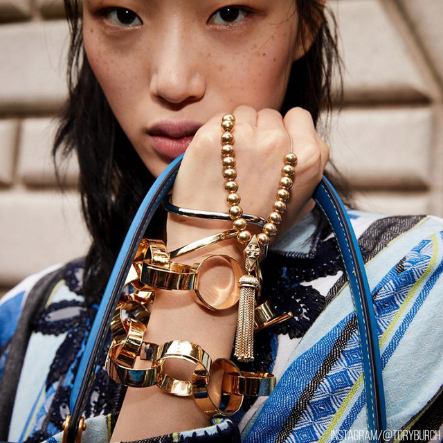 Re sized 0ab598a944c9b65cf3b5 tory burch