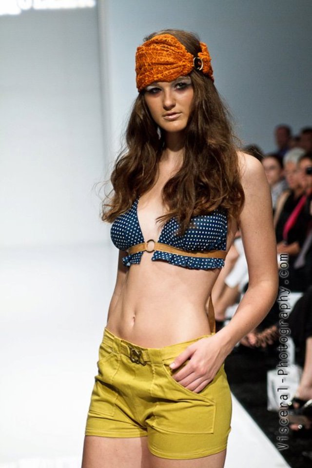 RUNWAY