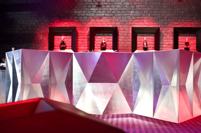 blow-up-hall