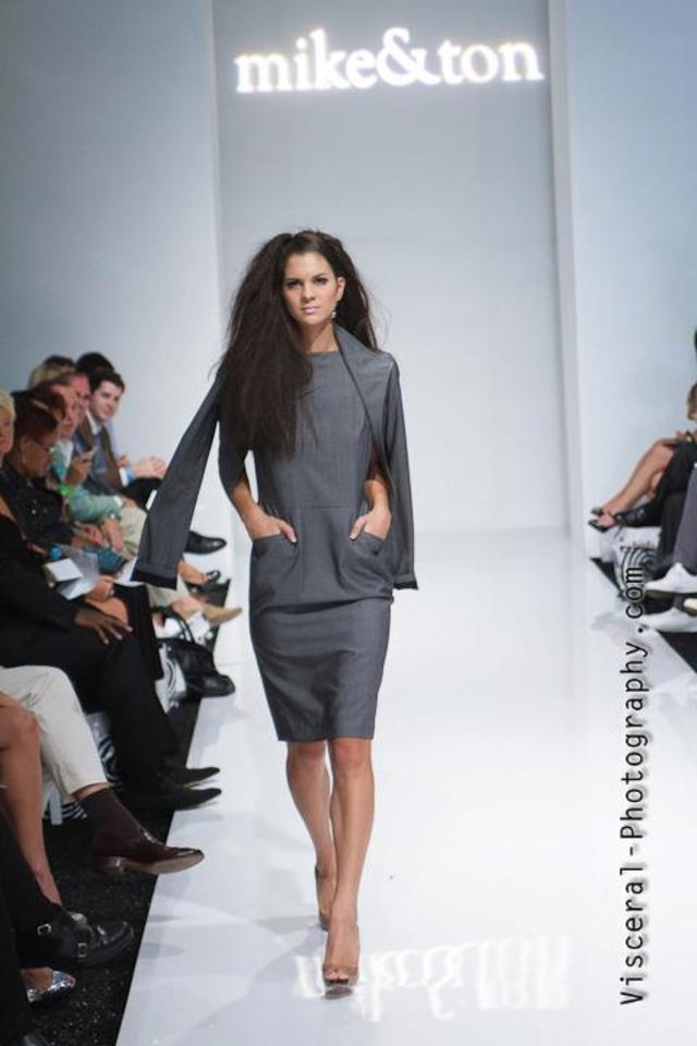 RUNWAY