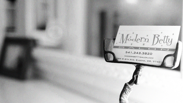 original_ModernBettySalonBangstyle
