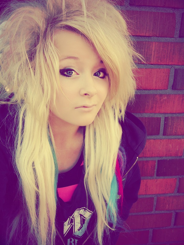 Striped Blonde