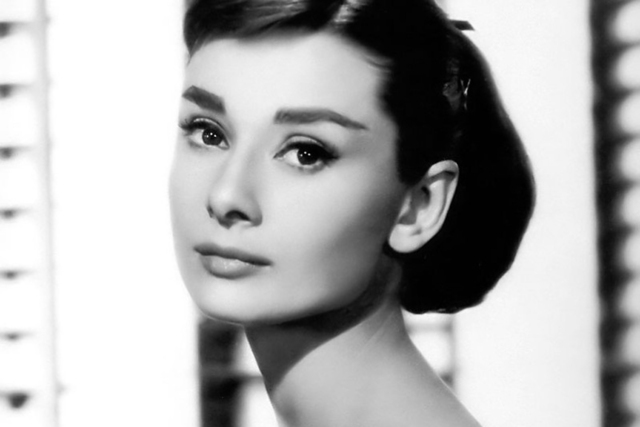 1152631630_1024x768_audrey-hepburn