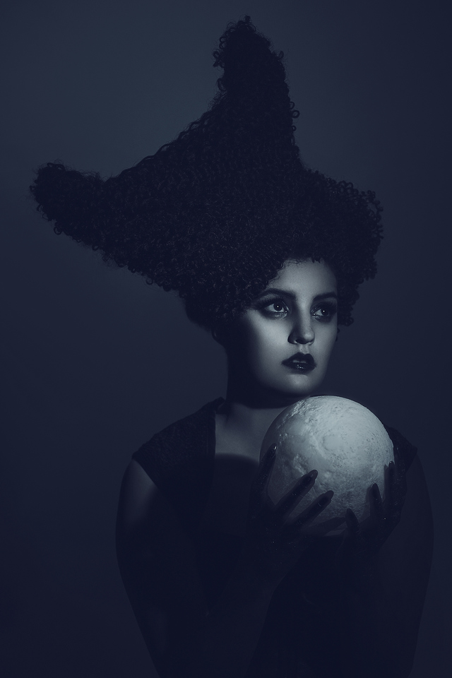Nyx, a primordial goddess and queen of the night. 