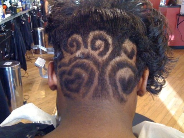 Designs by facebook.com/barberhoavu