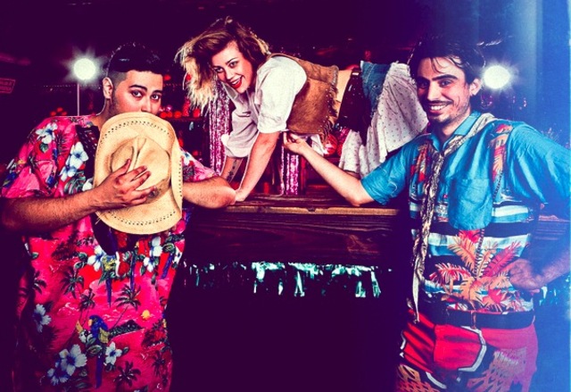 Bonde Do Role Tropical:banacal