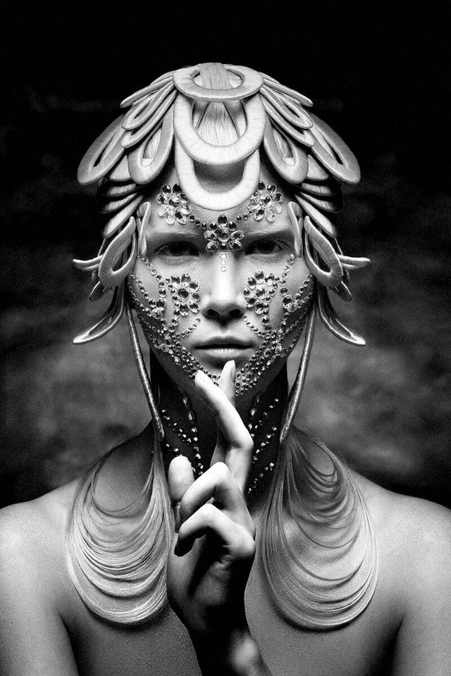 avant-garde collection for RHDA