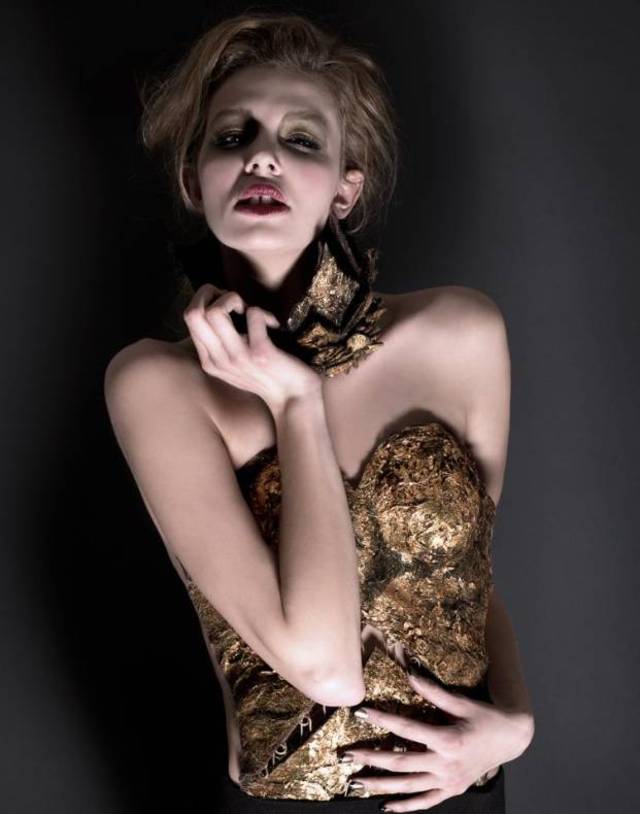 Gilded Lilly