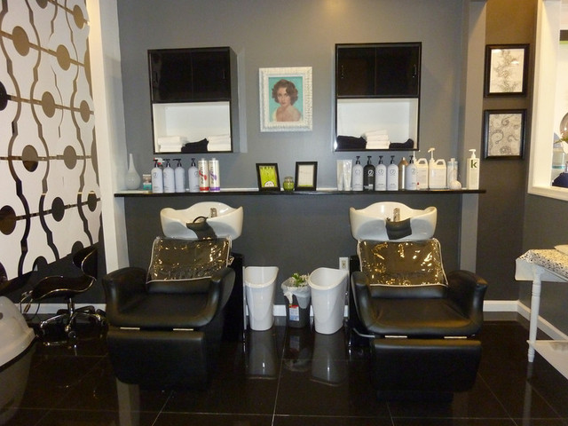 Salon
