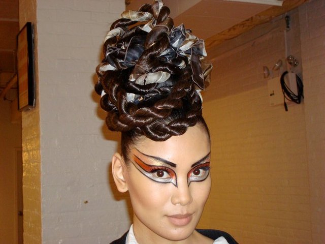 6 Degrees A Unique Salon