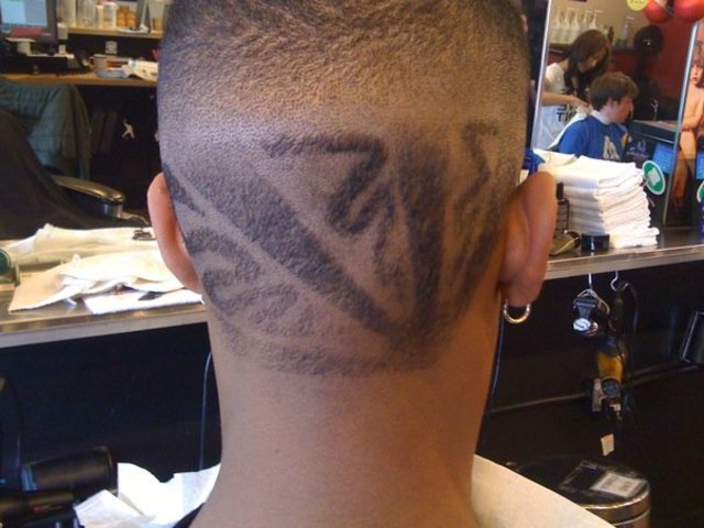 Designs by facebook.com/barberhoavu
