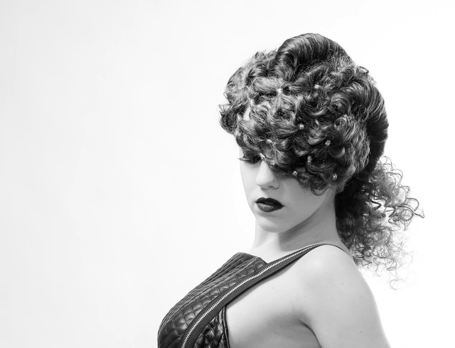 Stylemasters Avant garde 
Model: Stina Nilsson 
Hair & photo: Linda Schuster 
Make up: Linda Blomqvist 
Fashion designer: June & Me