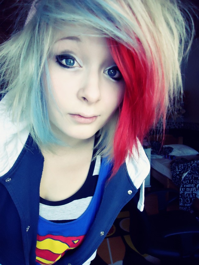 Blended Light Blue And Red