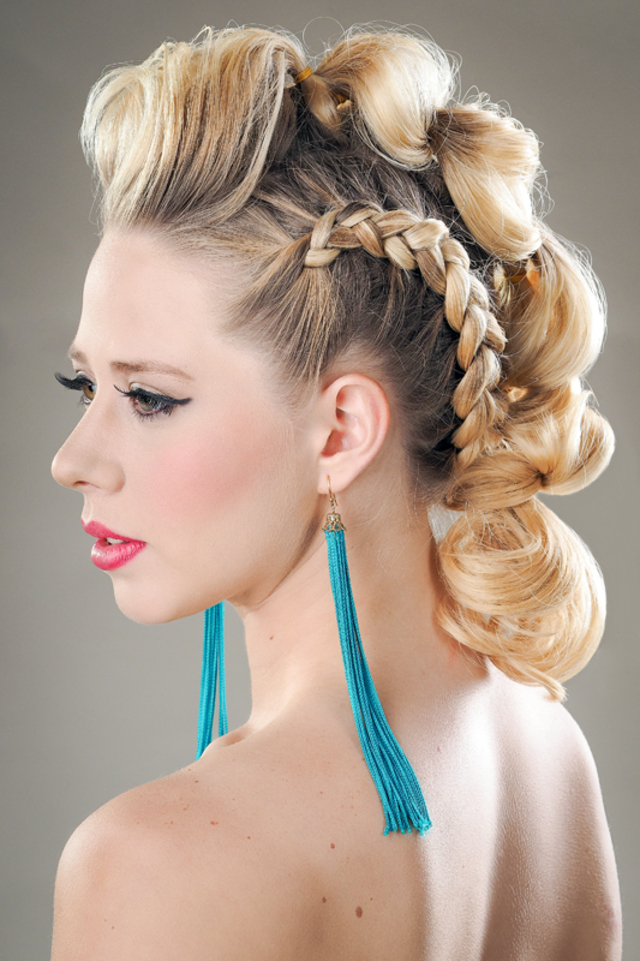 #lips, #mohawk, #ombre, #pullthroughbraid, #tassels