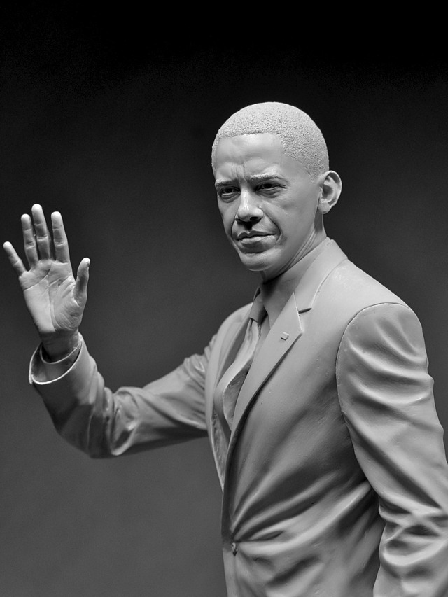 Barack Obama waving