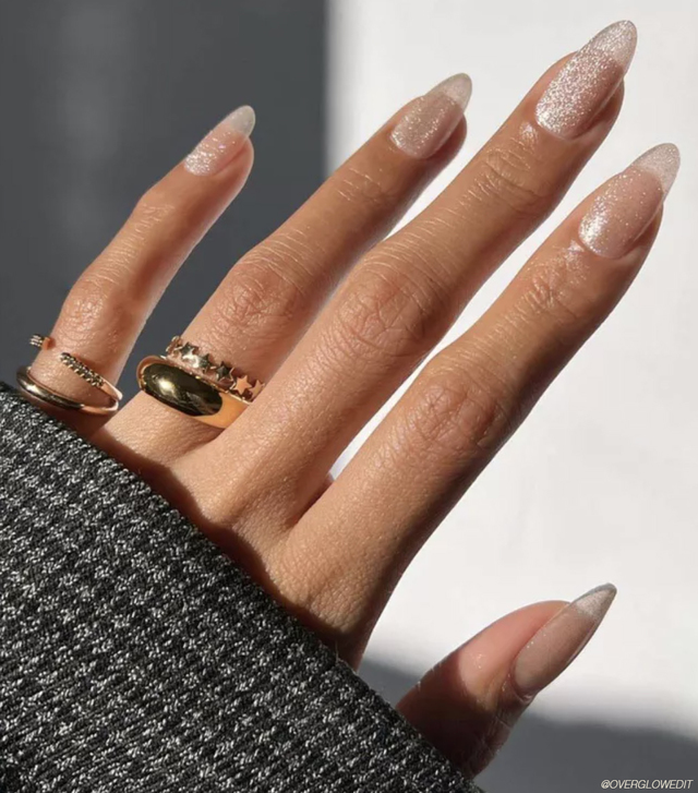 Re sized 1d2bbee342762a393a13 naked glitter