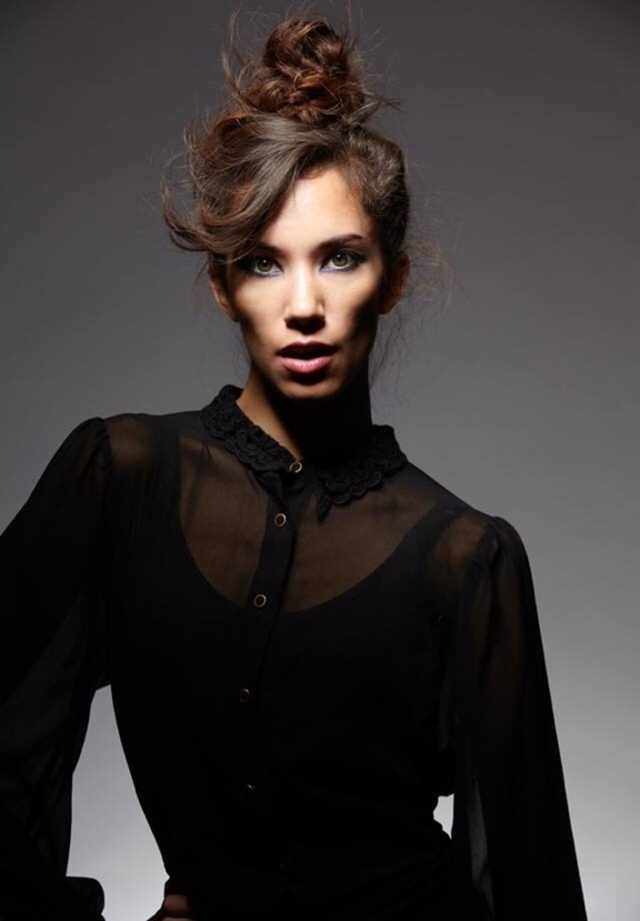 Vann.Edge Salon 
Hair by William Edge & Lisa Vann 
Make up Lawrie Wallace 