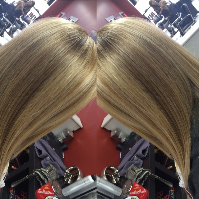 Natural highlights with an angeled Bob 